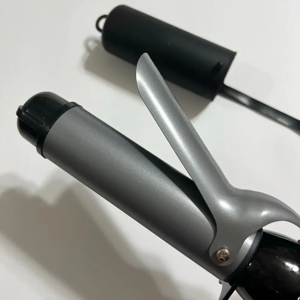 Revlon Professional Perfect Heat Styling Curling Iron Silicone Cover 1.5 Inch
